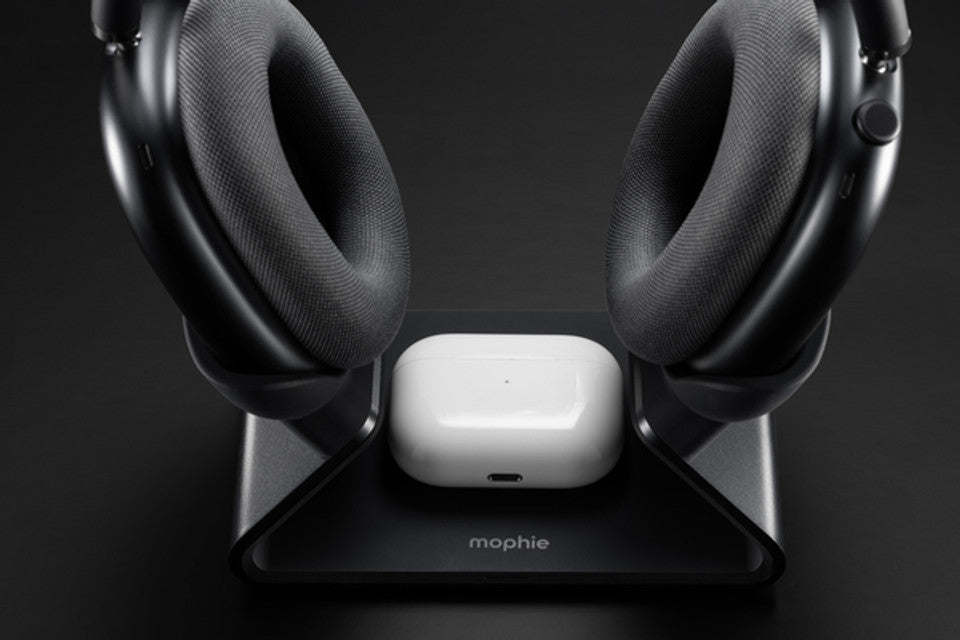 Mophie AirPods Max Stativ med Trådløs Ladeplate til AirPods