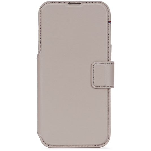 Decoded Lommebokdeksel i skinn med MagSafe til iPhone 17 Pro - Clay