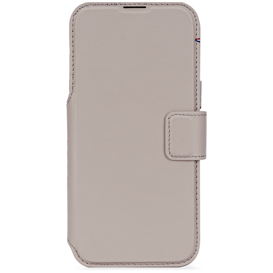 Decoded Lommebokdeksel i skinn med MagSafe til iPhone 17 Pro Max - Clay