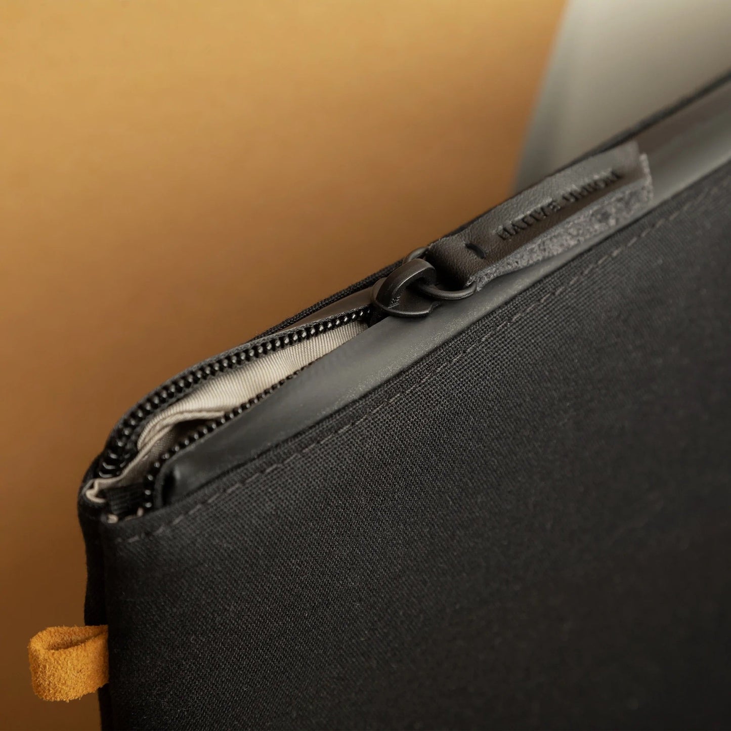 Native Union Mappe til MacBook 14" W.F.A - Svart