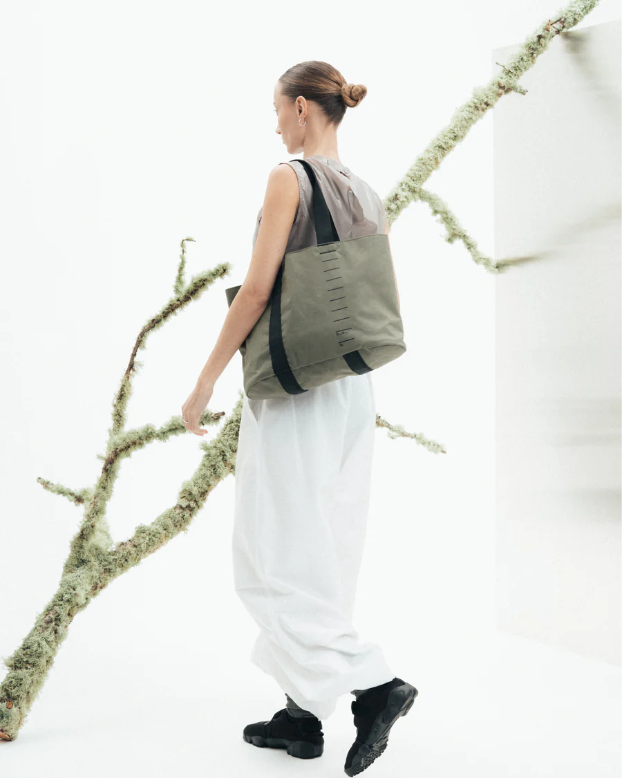 Db Essential Tote 16L - Forest Green