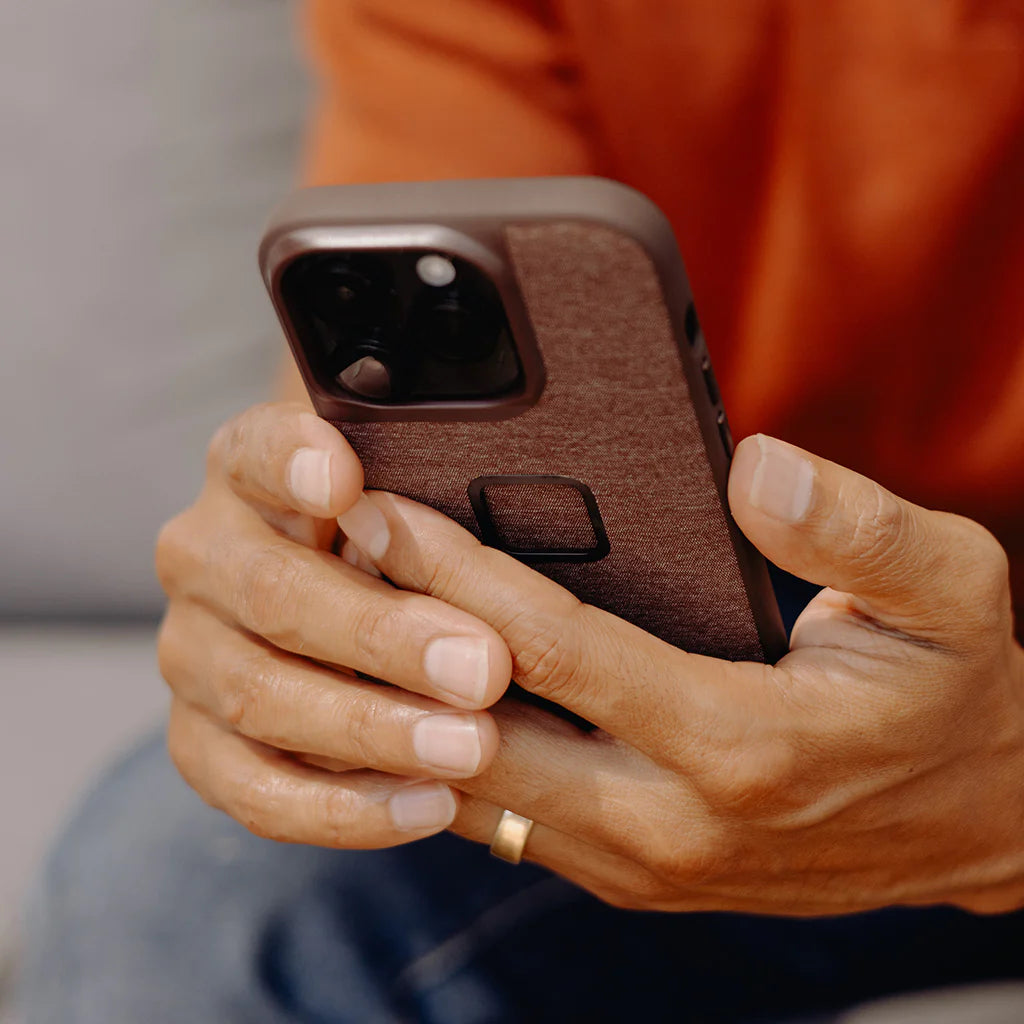 Peak Design Everyday Deksel til iPhone 14 Pro Max - Svart