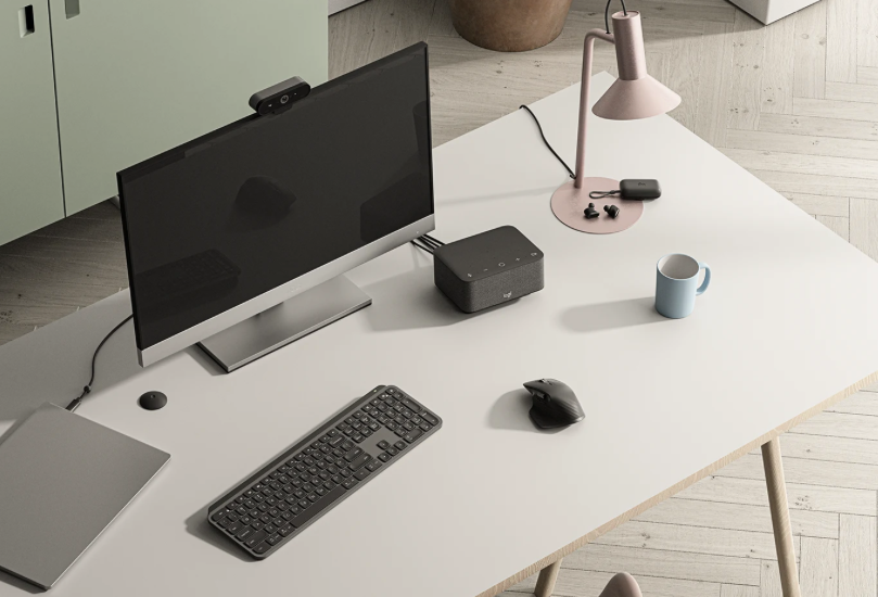 Logitech Logi Dock - Hvit