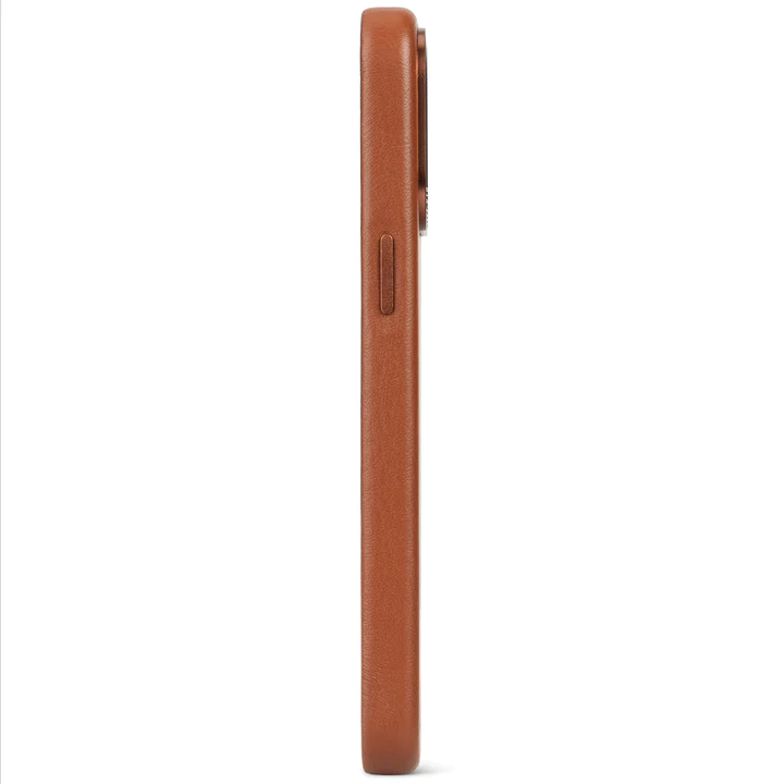 Decoded Backcover MagSafe Skinndeksel til iPhone 15 - Tan