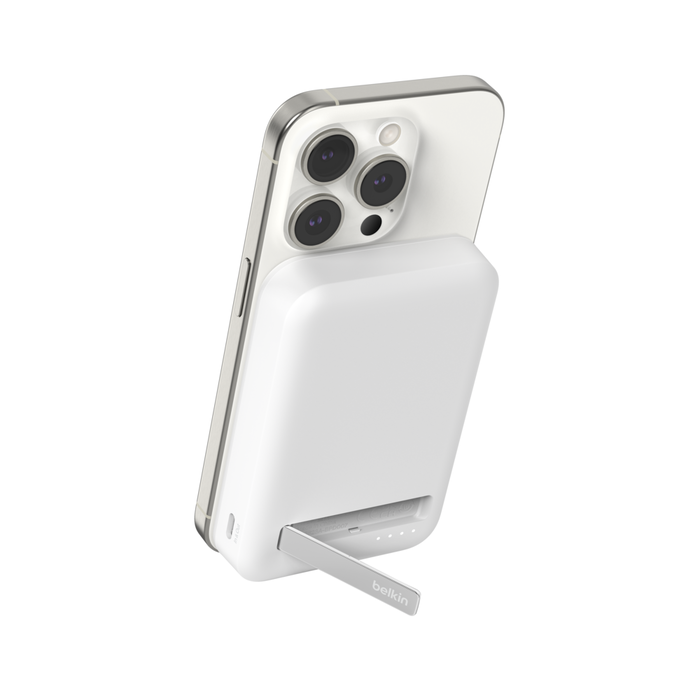 Belkin Qi2 8000 mAh 15W Powerbank med stativ - Hvit