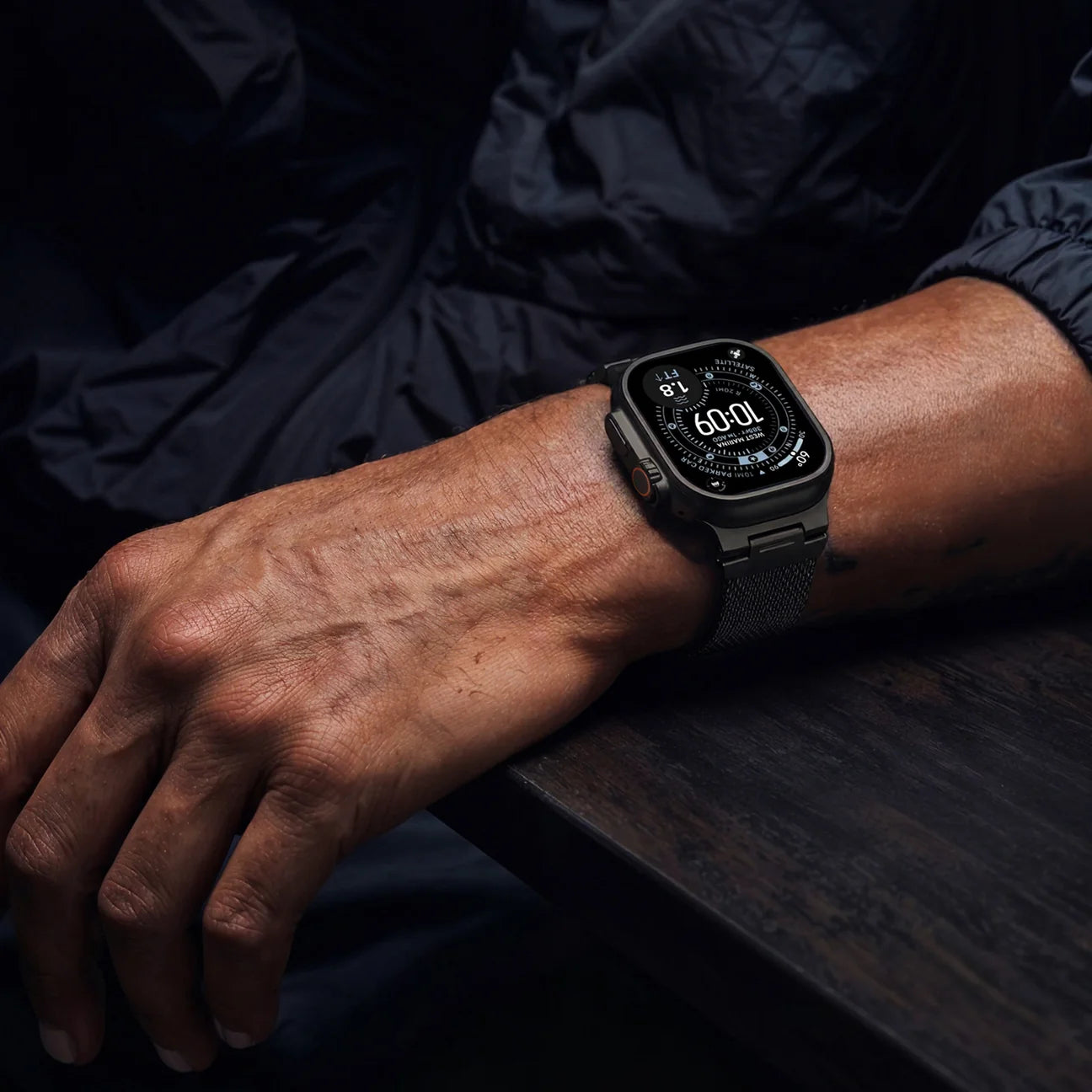 Decoded 49/46 mm Milan Traction Band Reim - Svart
