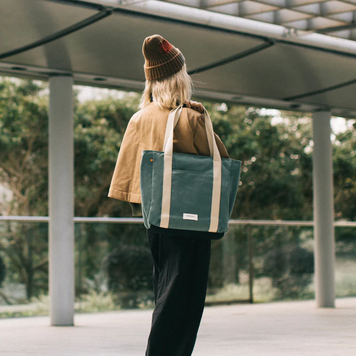 Native Union W.F.A Tote Bag Pro 16L - Slate Green