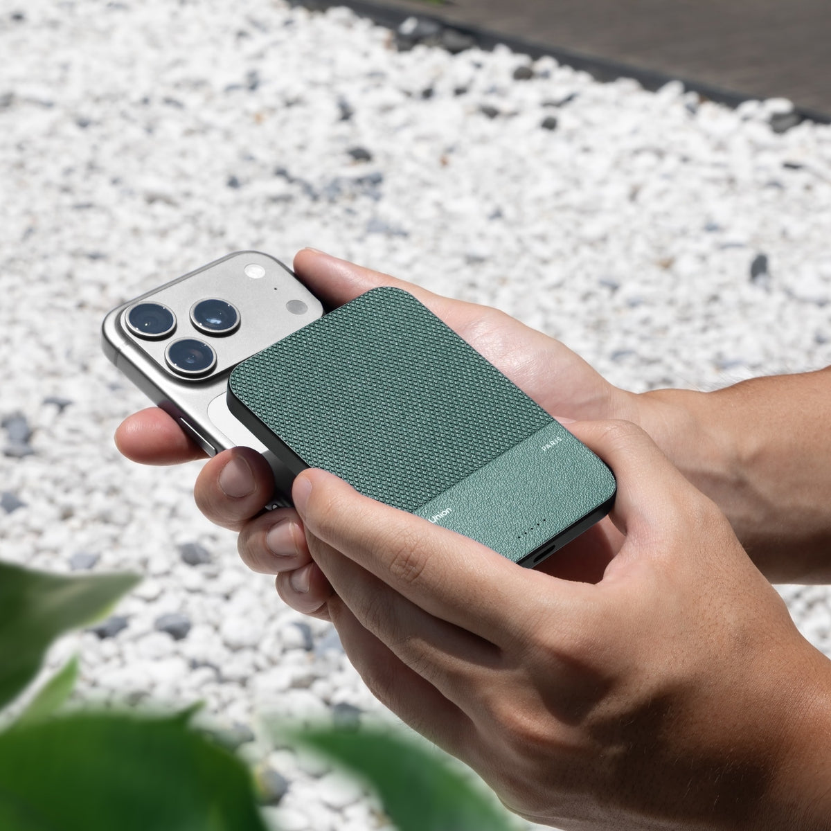 Native Union 5000 mAh SS Magnetisk Powerbank - Slate green